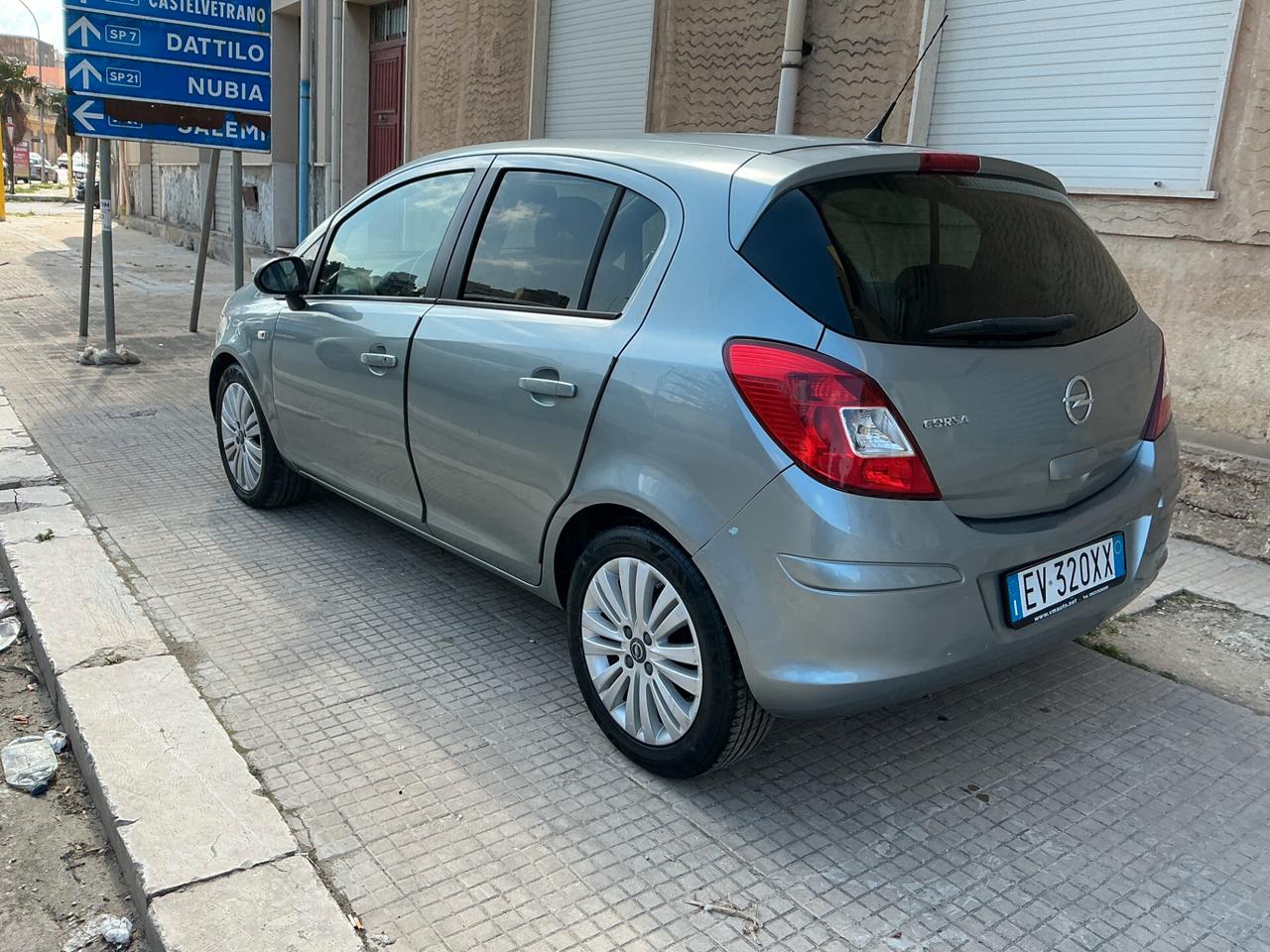 Opel Corsa 1.2 5 porte Edition