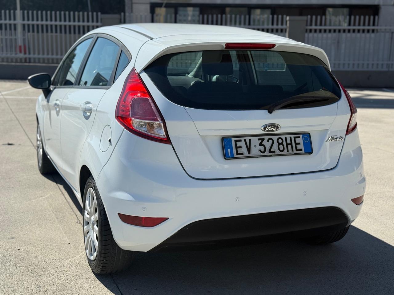 Ford Fiesta 1.2 60CV 5 porte Titanium unico pro. 30.000km