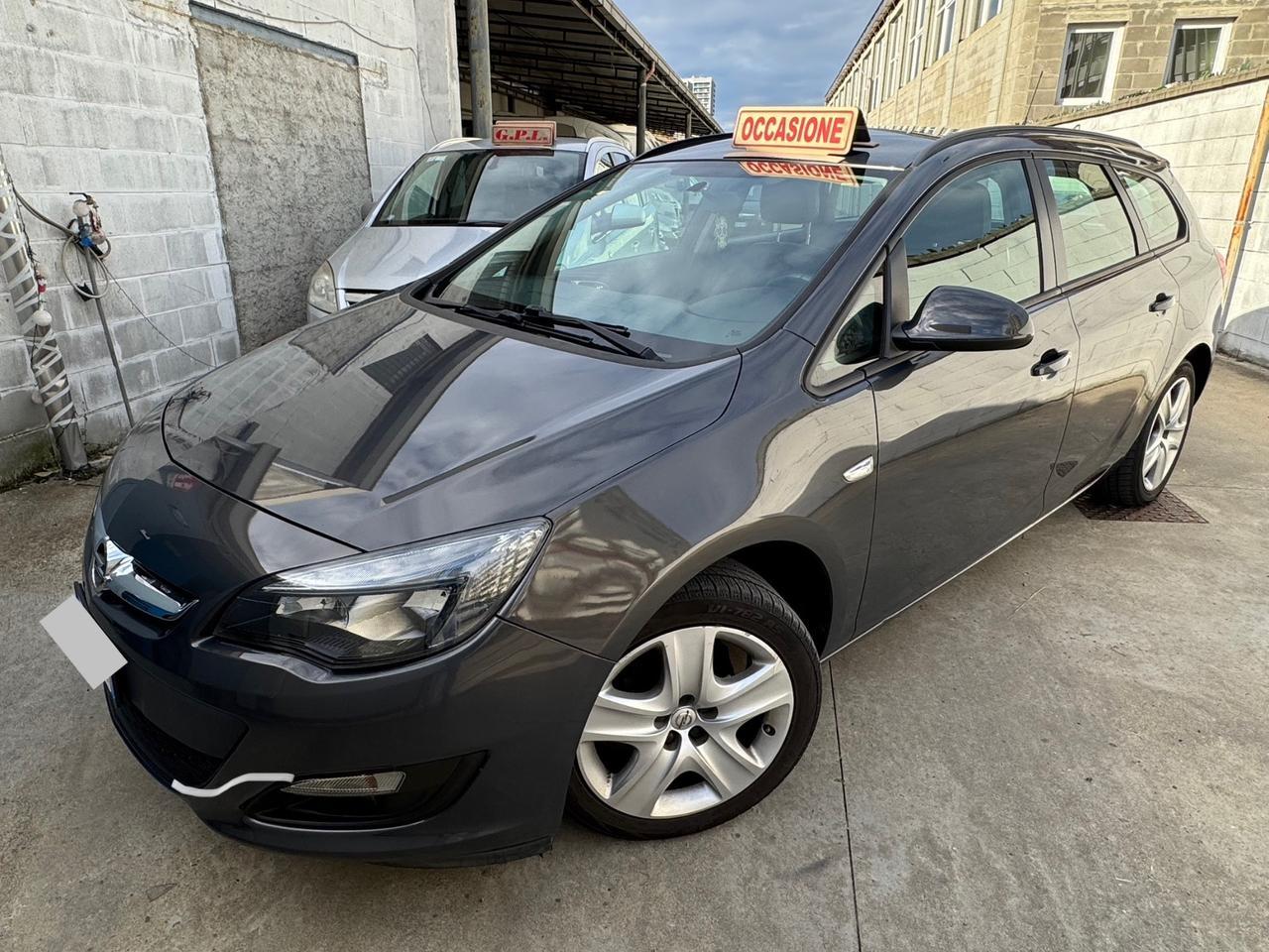 Opel Astra 1.4 Turbo 140CV Sports Tourer GPL Tech Cosmo