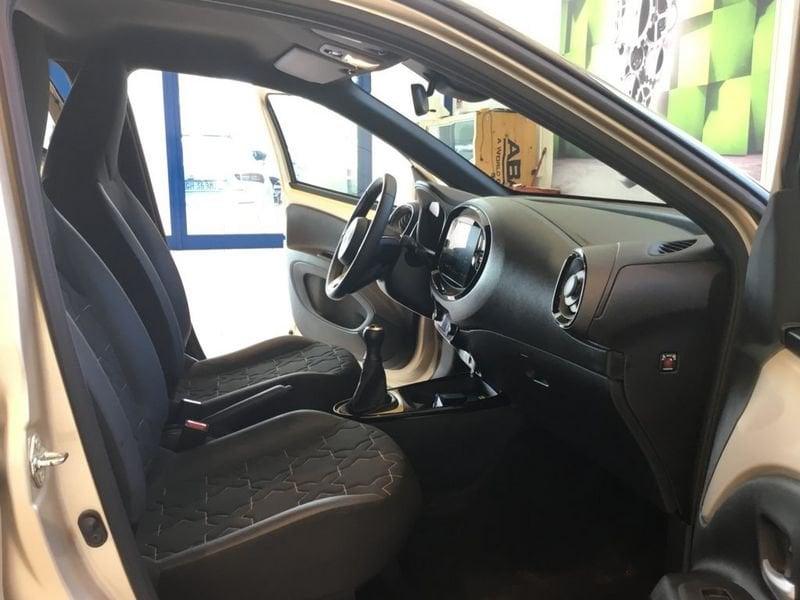 Toyota Aygo X 1.0B (72 CV) Lounge Air