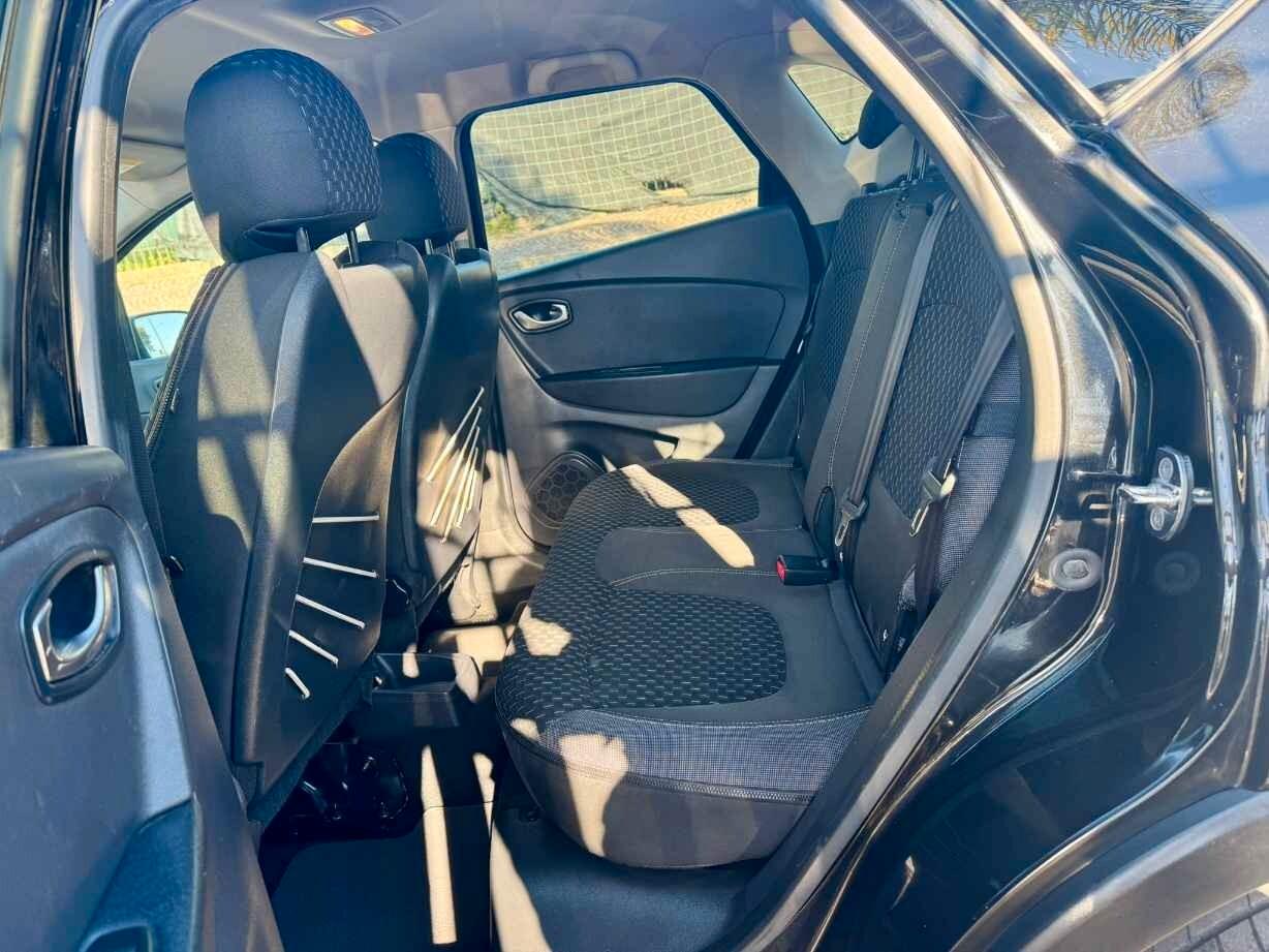 RENAULT CAPTUR 1.5 dCi 110 CV *FARI FULL LED