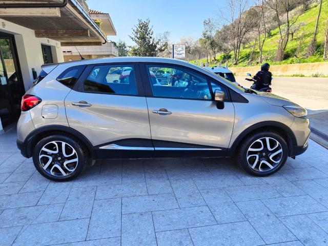 RENAULT Captur 0.9 TCe 12V 90 CV Start&Stop Wave