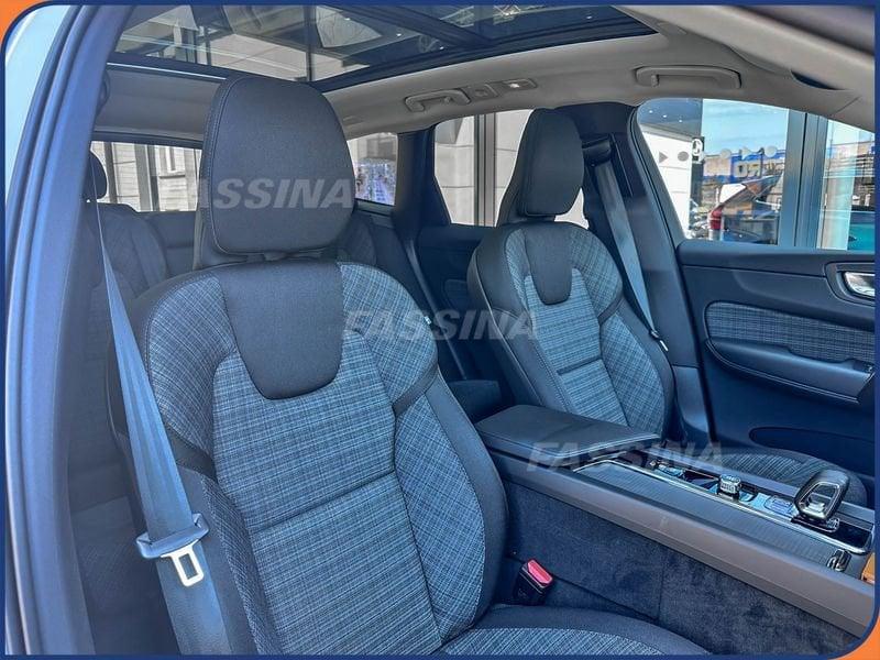 Volvo XC60 T6 Plug-in hybrid AWD automatico Core