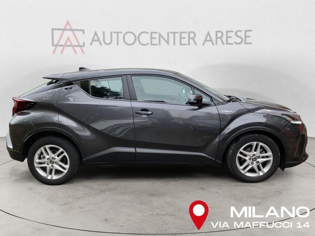 TOYOTA C-HR 1.8 Hybrid E-CVT Business