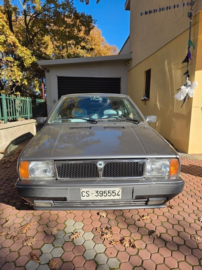 Lancia Delta 1.3 LX