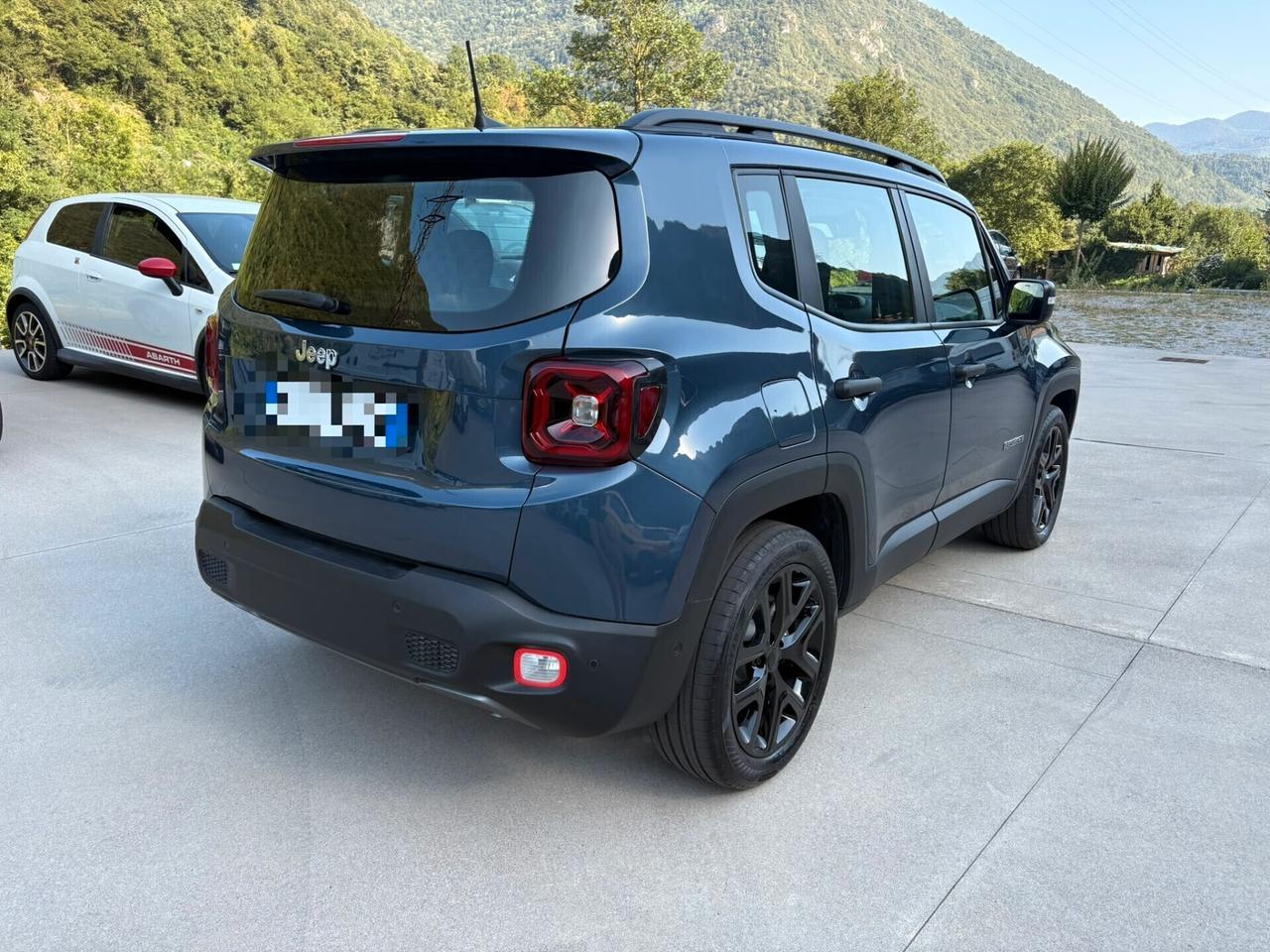 Jeep Renegade 1.5 Turbo T4 MHEV Summit