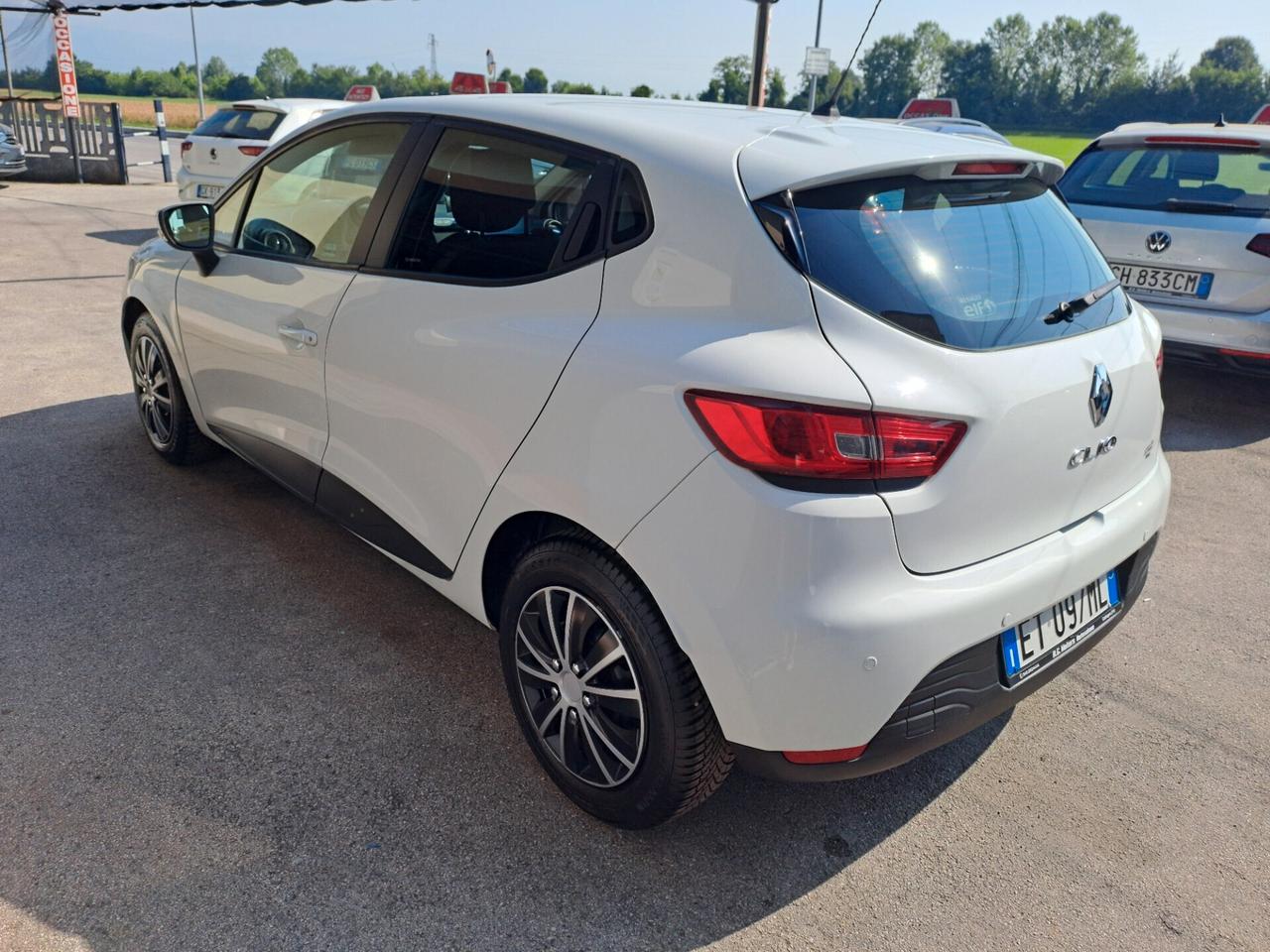 Renault Clio 1.2 75CV 5p OK NEOPATENTATI