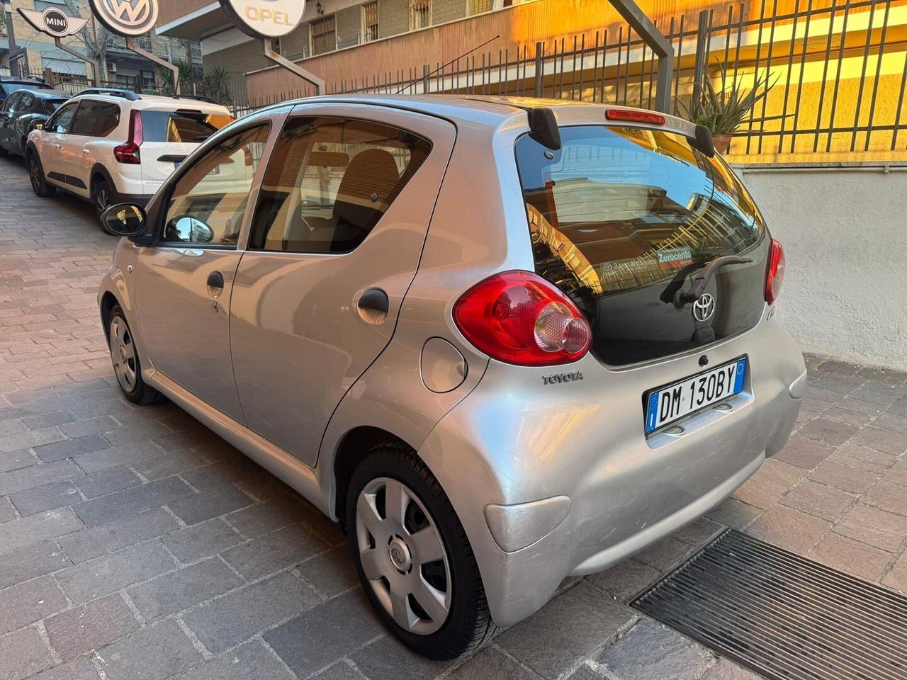 TOYOTA Aygo 1.0 12V VVT-i 5P