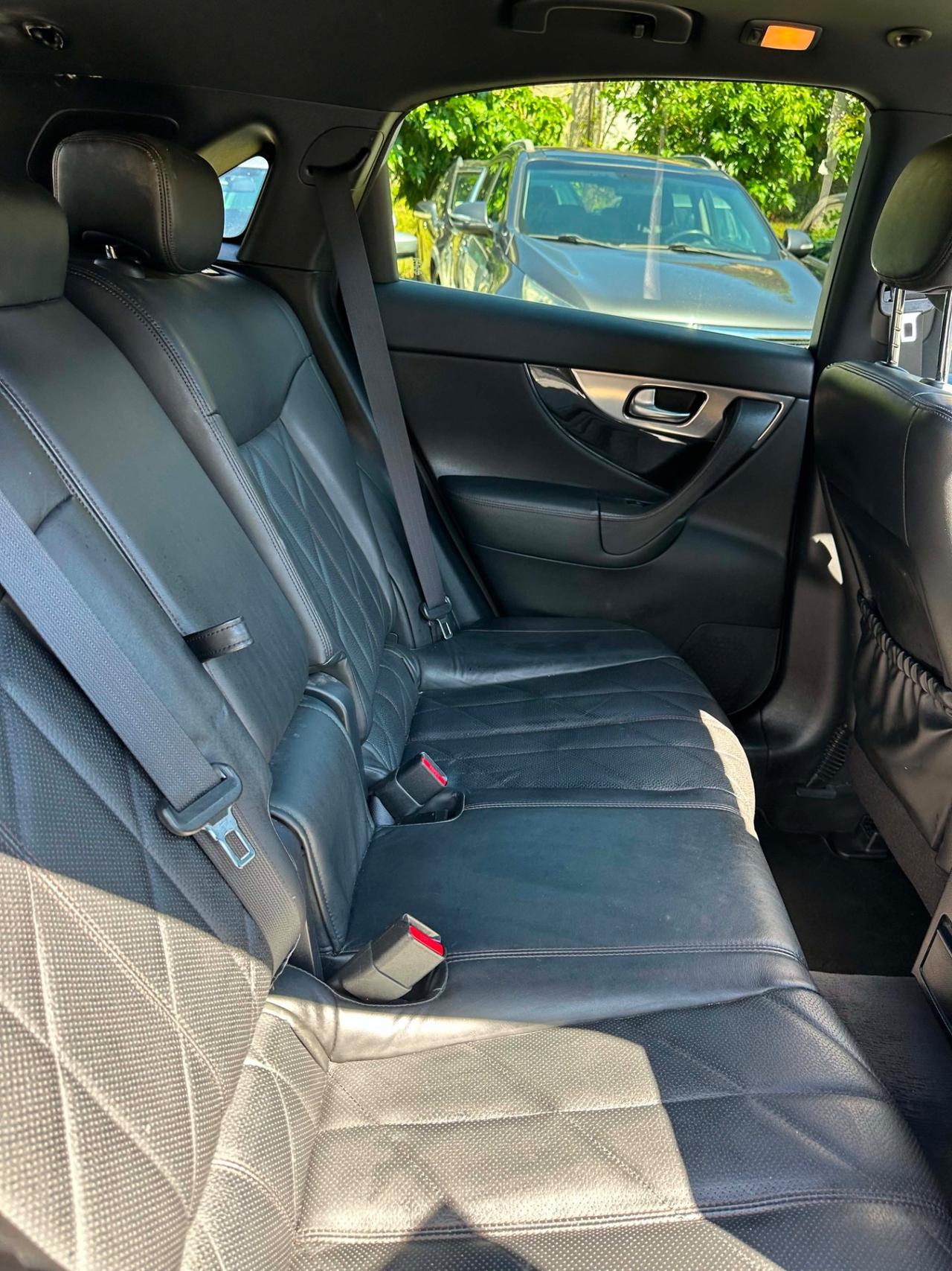 Infiniti FX30d S PREMIUM KMCERT UNICOPR GARANZ