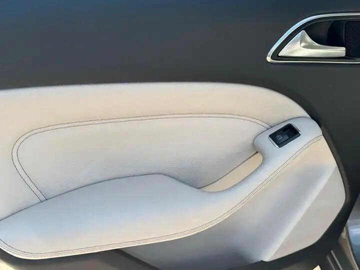 Mercedes-benz B 180 d Premium