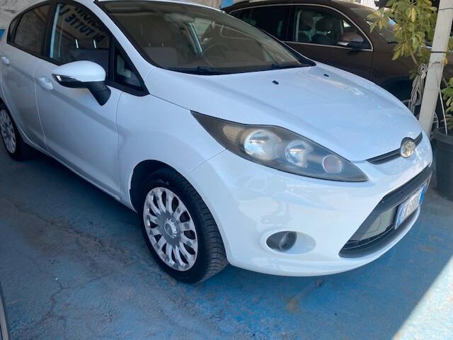 Ford Fiesta Fiesta 1.4 5 porte Bz.- GPL