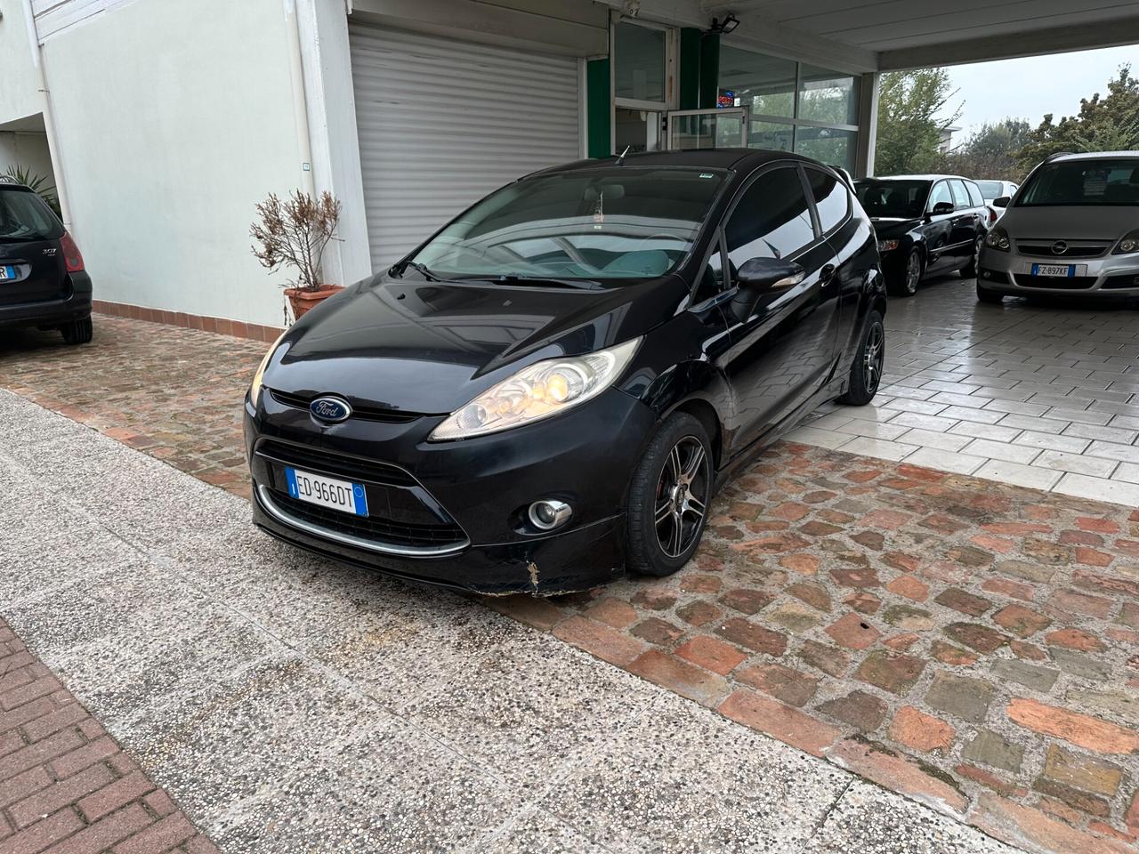 Ford Fiesta 1.4 TDCi NEOPATENTATI (12 RATE)