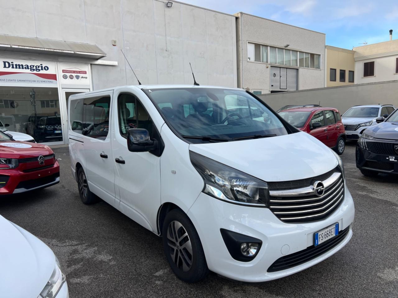 Opel Vivaro 1.6 Diesel Combi 8 Posti | 2016