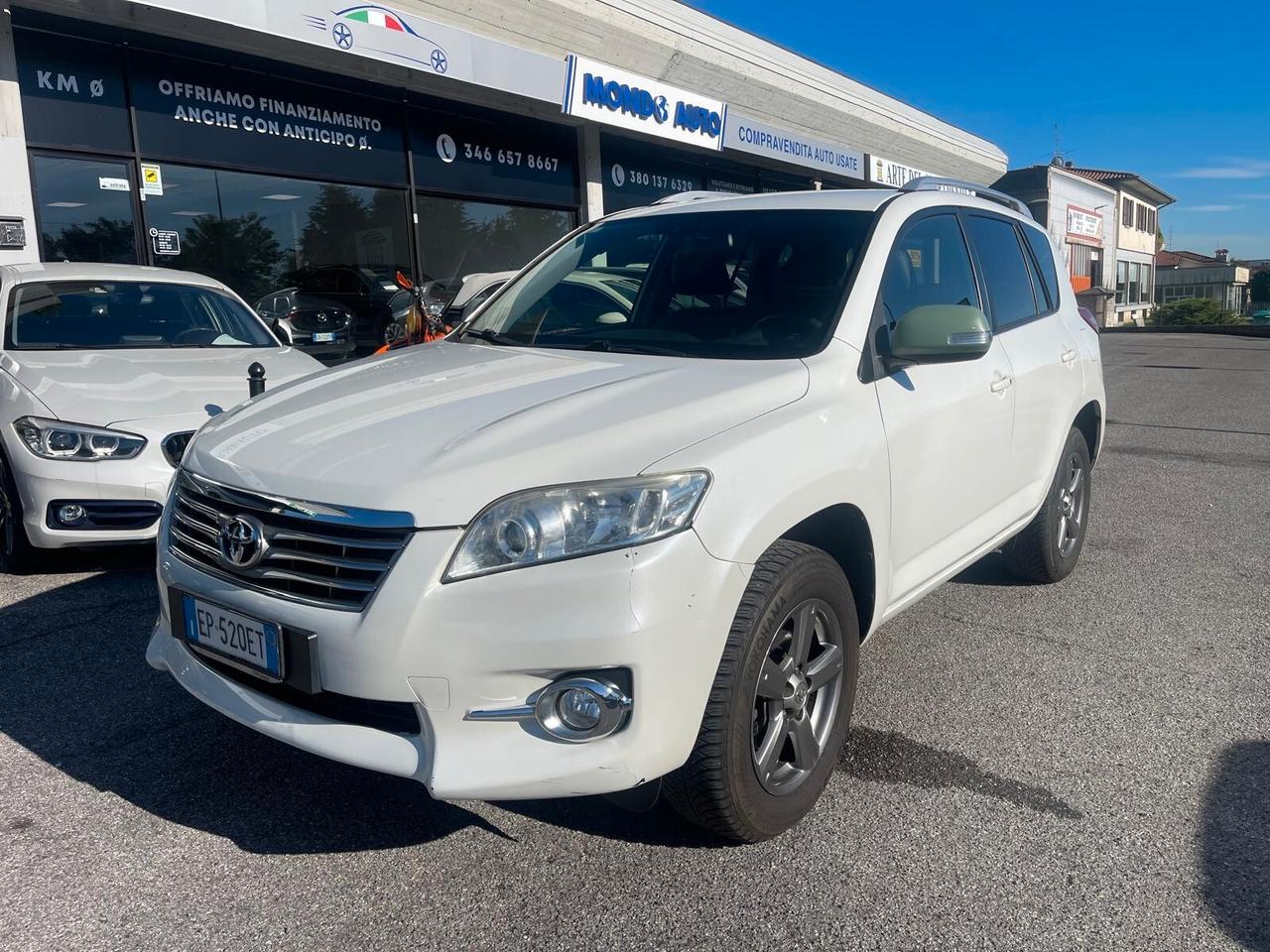 Toyota RAV 4 RAV4 2.2 D-4D 150 CV Lounge