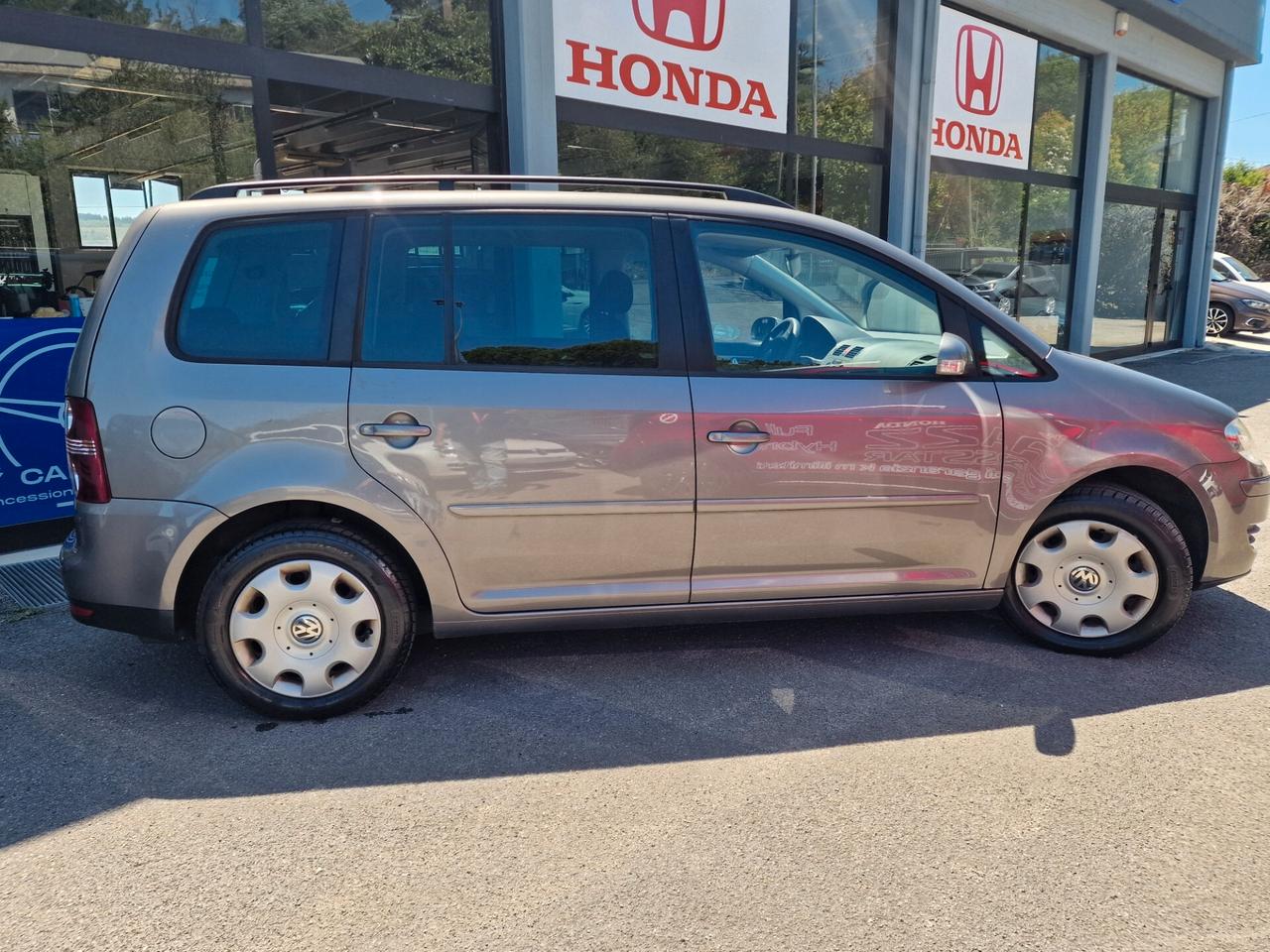Volkswagen Touran 2.0 Trendline Ecofuel