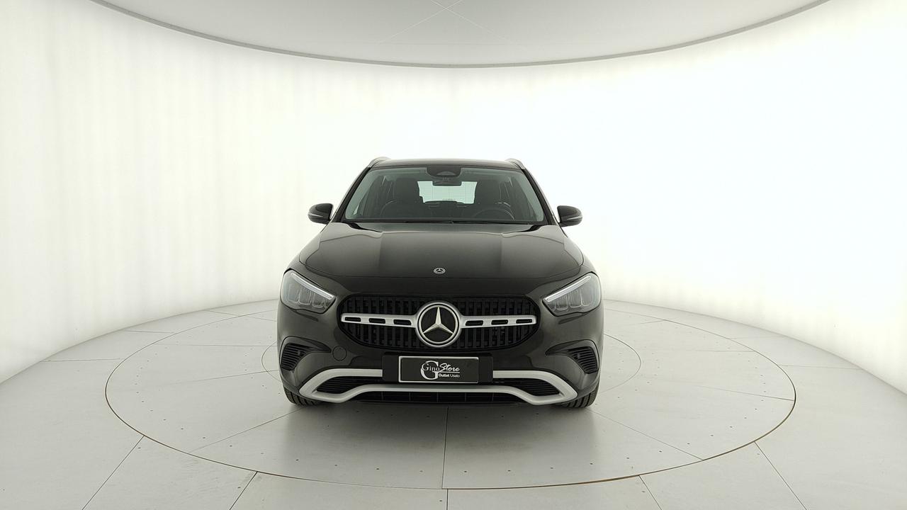 Mercedes-Benz GLA 180 d Advanced auto