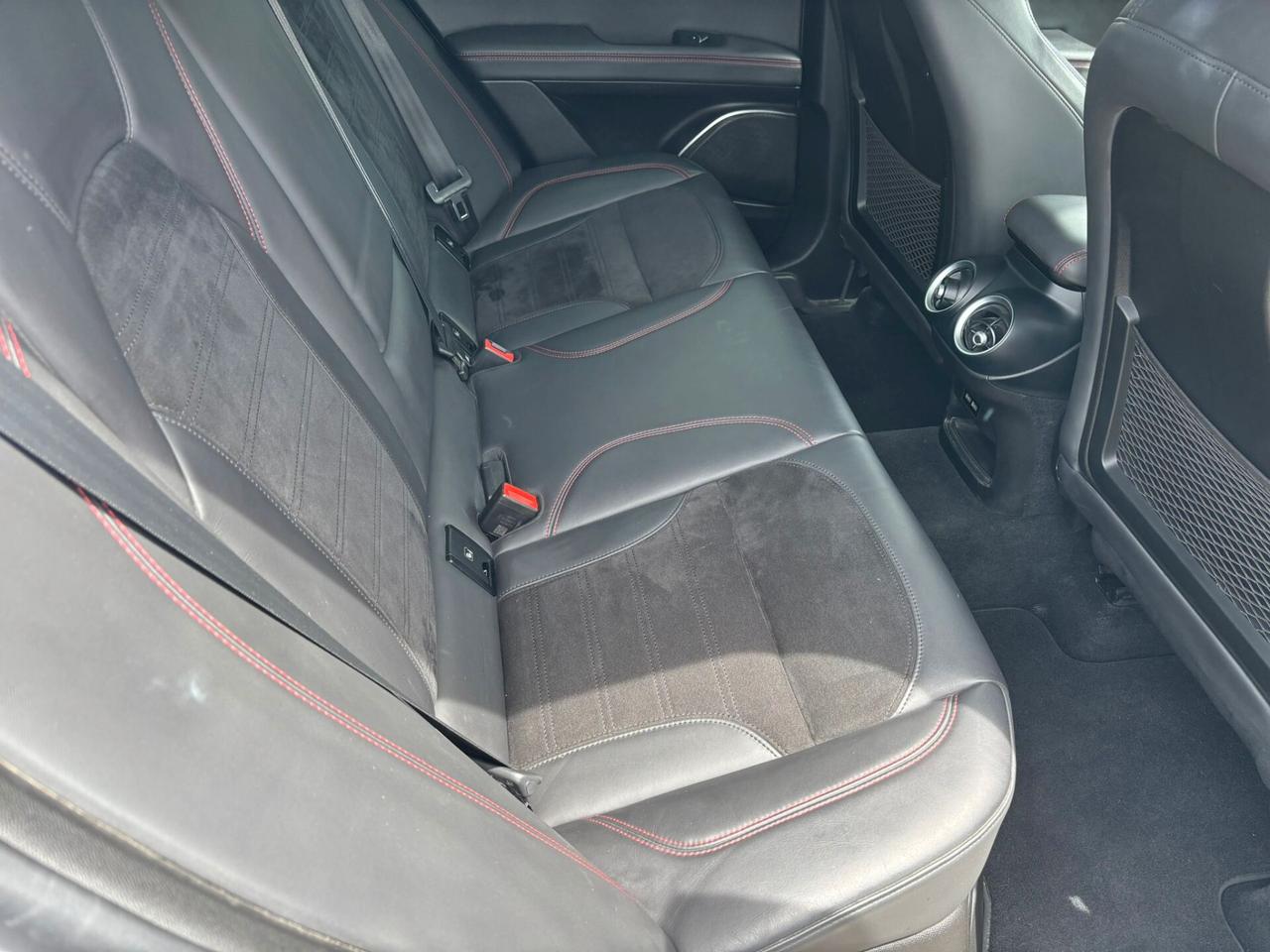 Alfa Romeo Stelvio 2.2 Turbodiesel 210 CV AT8 Q4 Veloce Tì