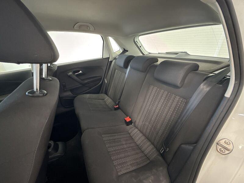 Volkswagen Polo V 2014 5p 1.4 tdi Comfortline 75cv
