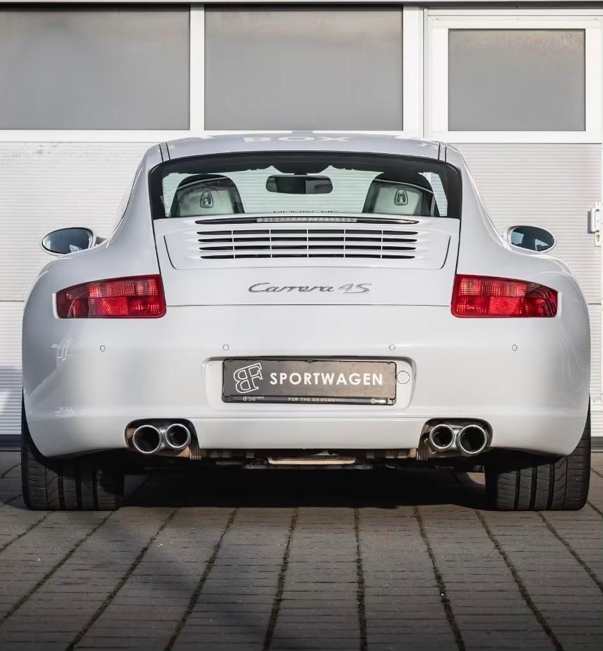 Porsche 911 Carrera 4S Coupé