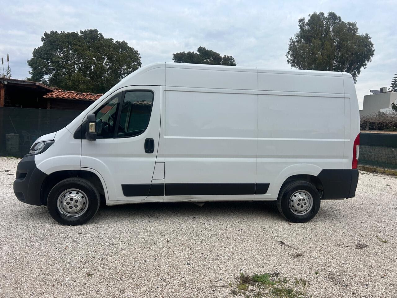 Peugeot Boxer 333 2.2 BlueHDi 140 S&S PC-TM Furgone