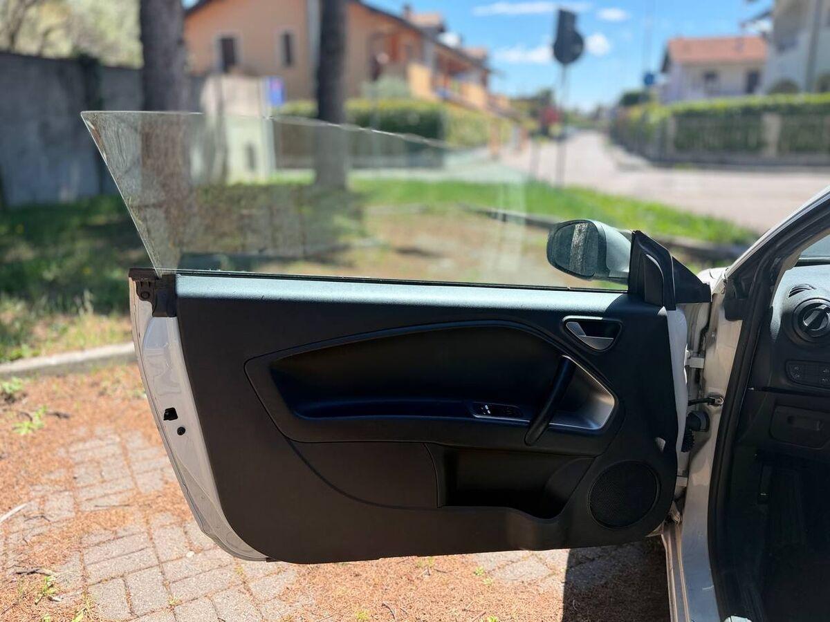 Alfa Romeo MiTo 1.4 Super 70cv