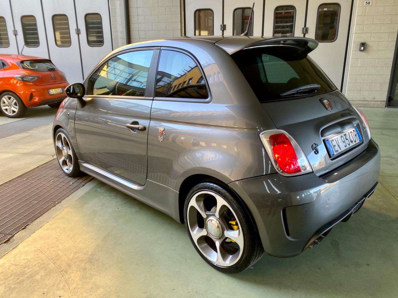 Abarth 595 1.4 Turbo T-Jet 160 CV MTA Competizione