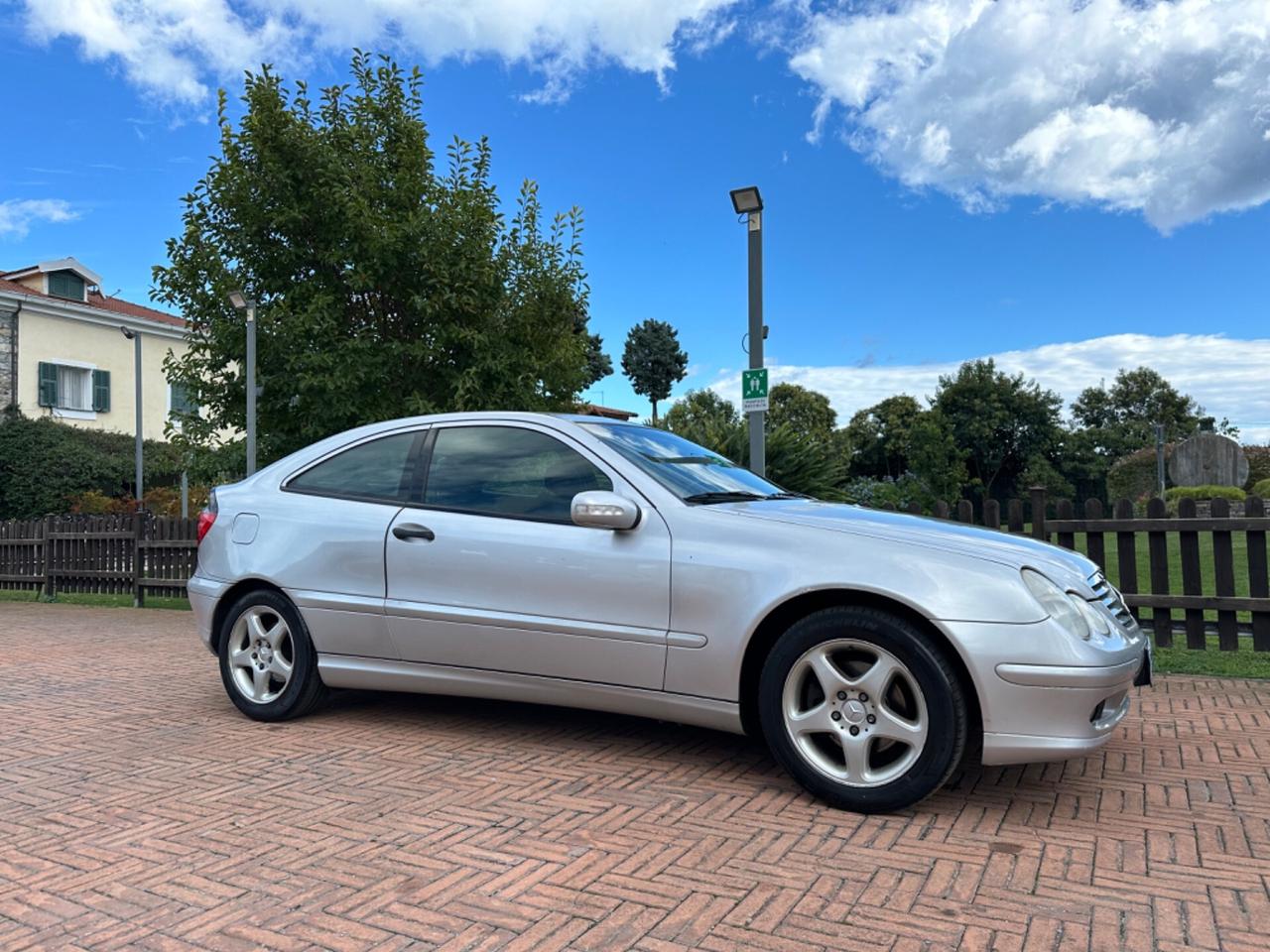 Mercedes-benz C 180 C 180 Kompressor TPS cat Elegance