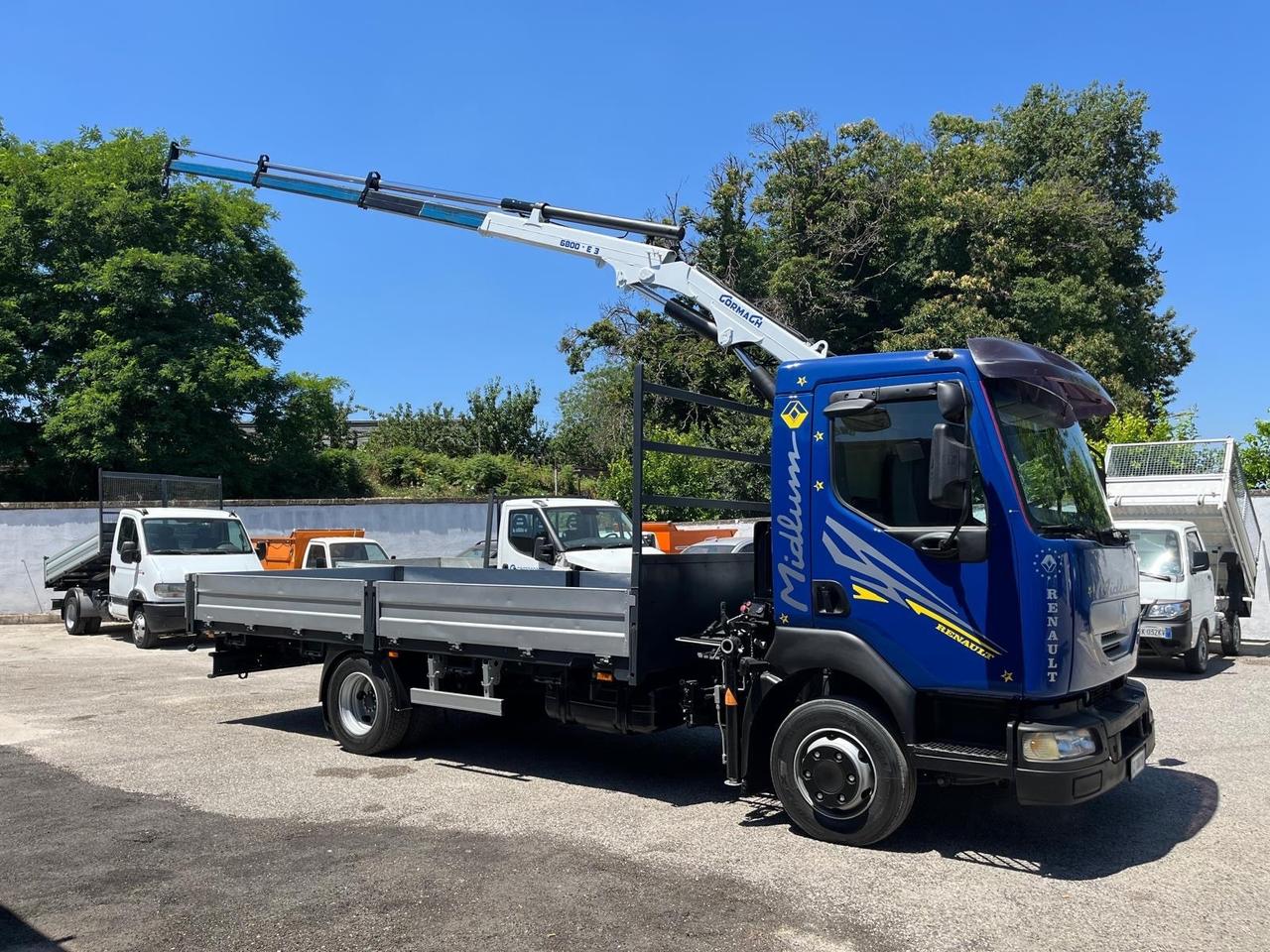 Renault midlum 100/220-6.2/214 cv-cass. Con gru -2003