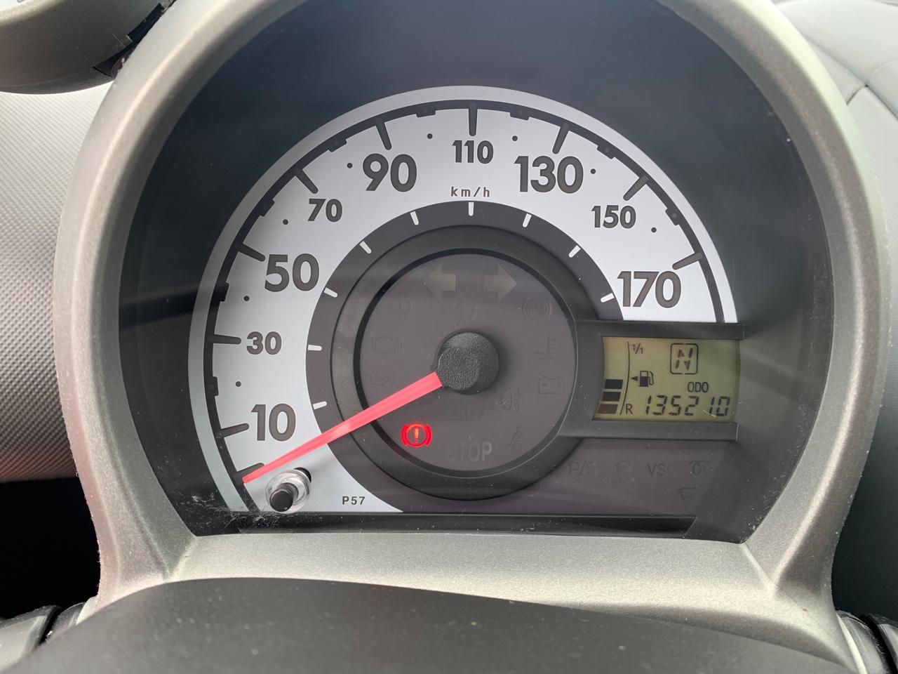 Toyota Aygo 1.0 12V VVT-i 5 porte Sol Connect MMT Deep Ocean
