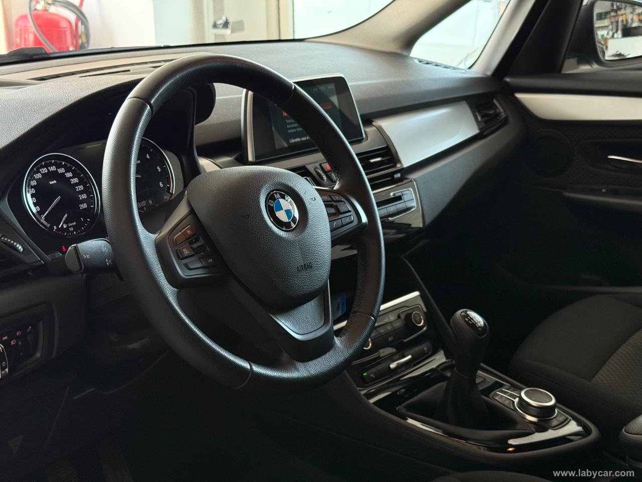BMW 216d Active Tourer Business
