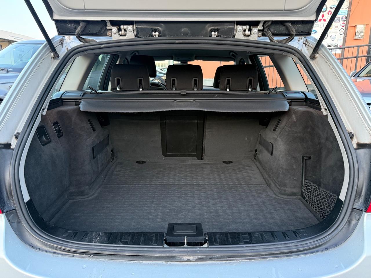 BMW 318d 143CV XENON Touring Futura NEOPATENTATI