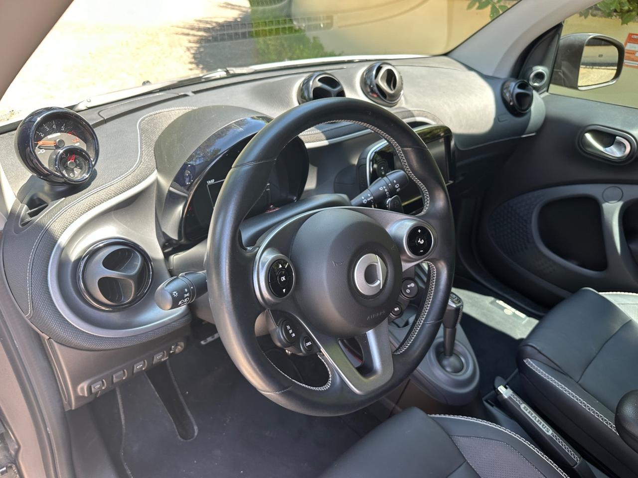 Smart ForTwo BRABUS 0.9 Turbo twinamic Xclusive - IVA 22% - 1ST HAND - LED