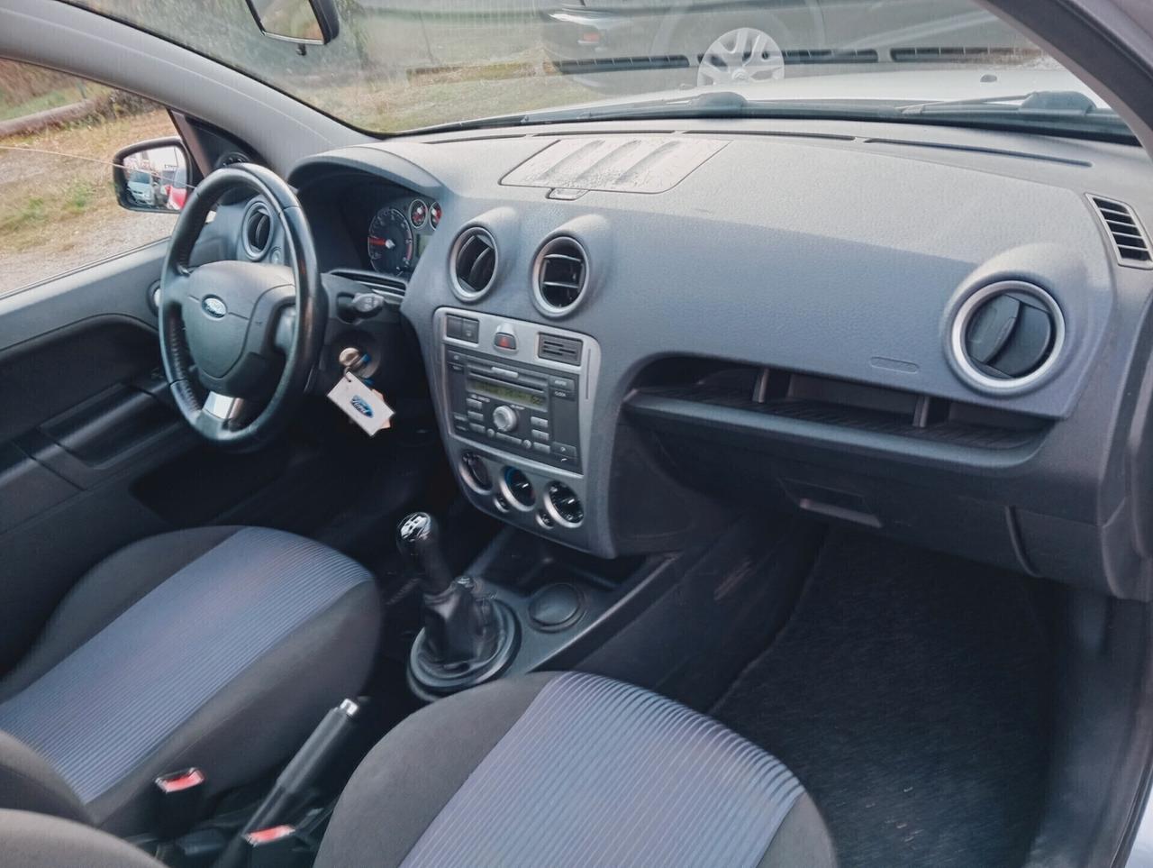 Ford Fusion 1.4 TDCi 5p. Titanium