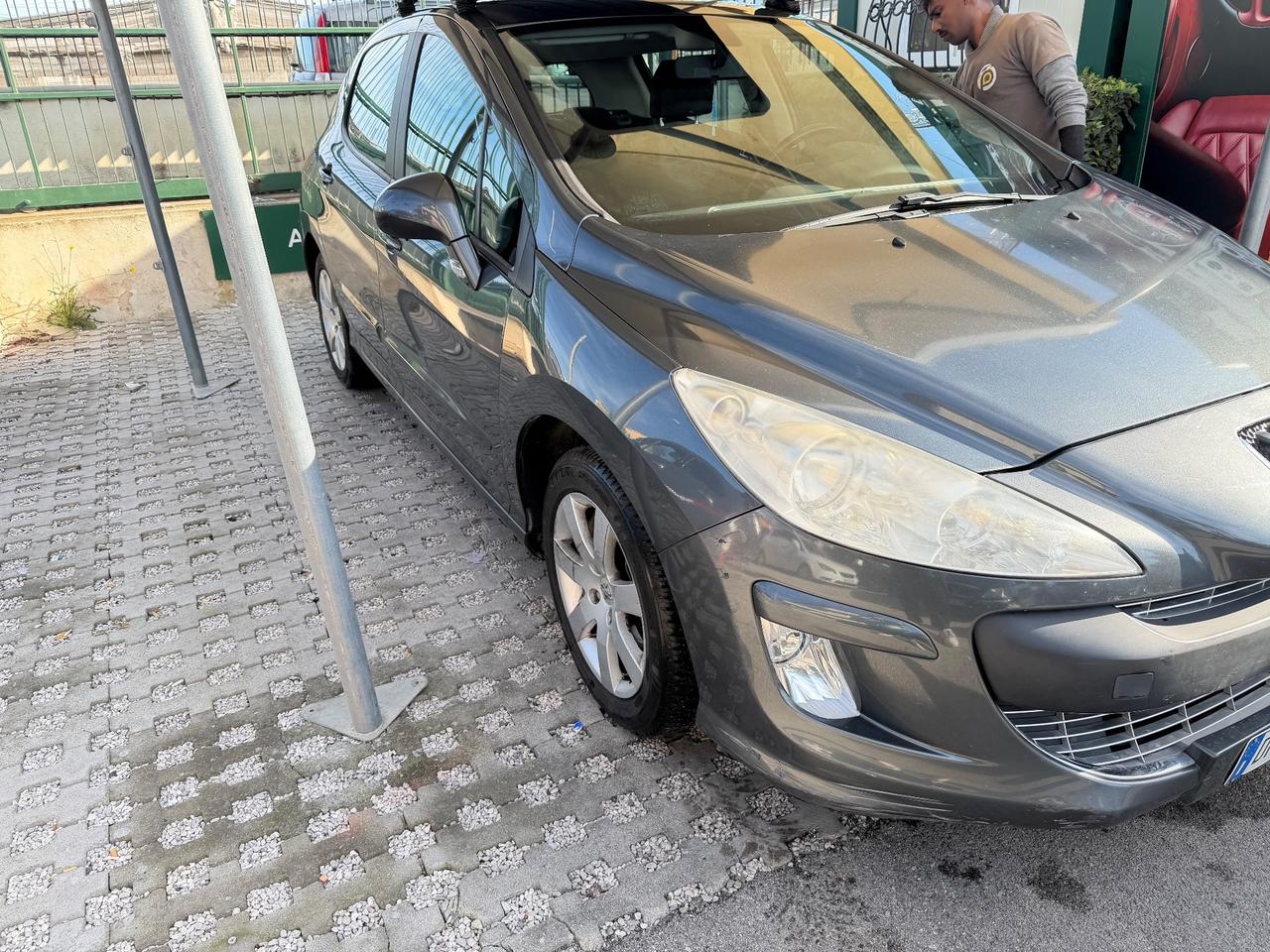 Peugeot 308 1.4 VTi 95CV 5p. Premium
