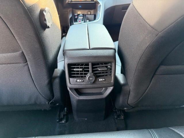 Peugeot 3008 Hybrid4 300 e-EAT8 Allure Pack