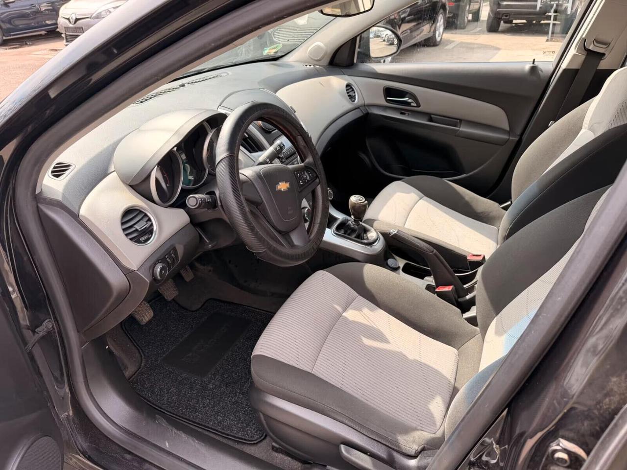 Chevrolet Cruze 1.6 5 porte LS