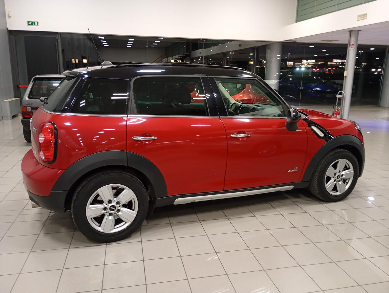 Mini Cooper Countryman 1.6 ALL4 - NEOPATENTATI