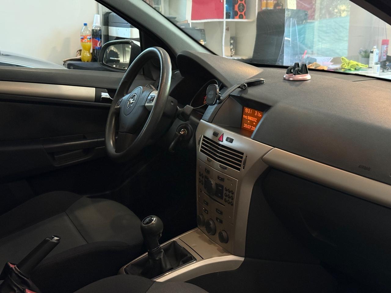 Opel Astra 1.6 GPL BENZINA 2007