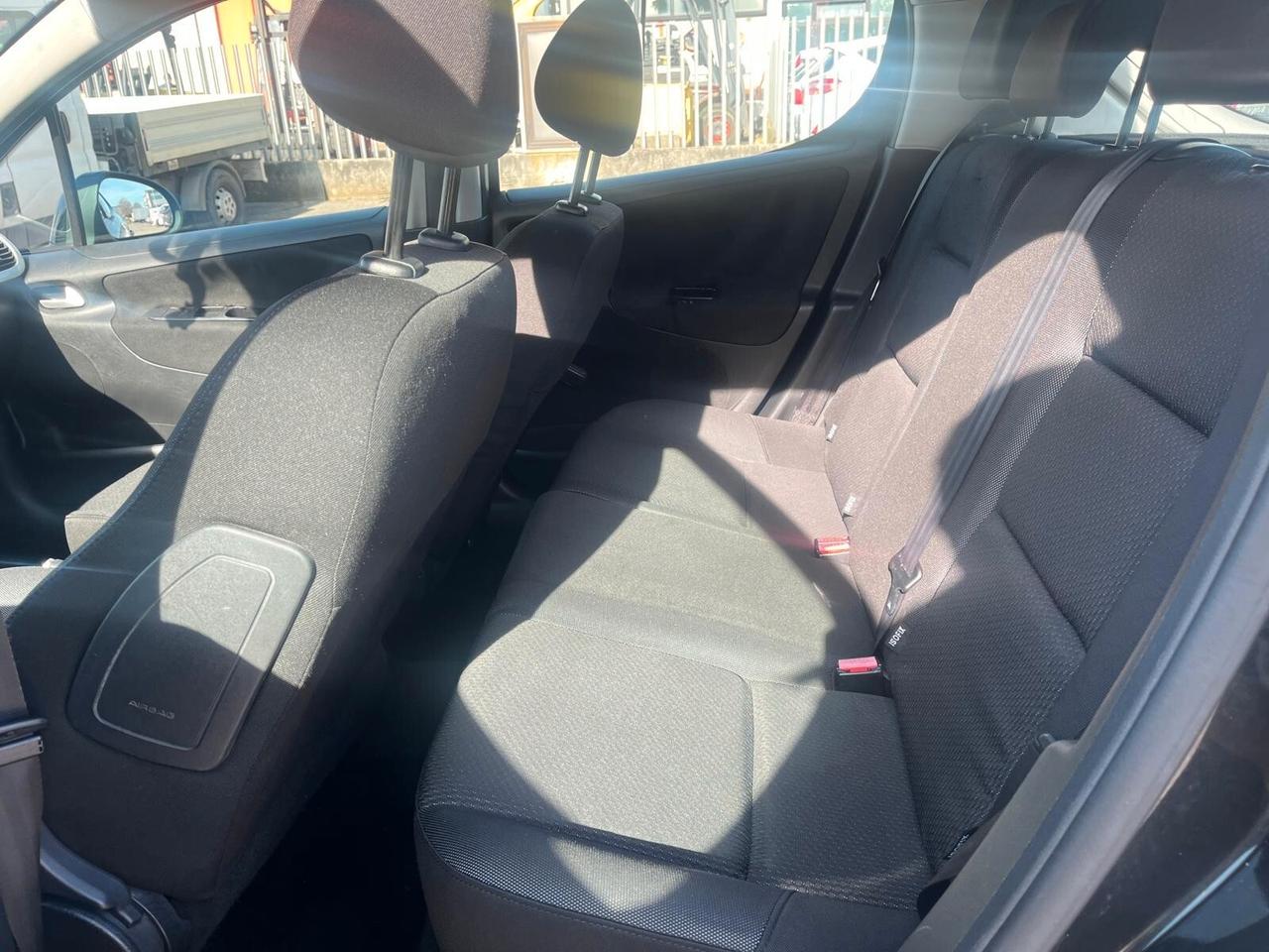 Peugeot 207 1.4 HDi 70CV FAP 5p. XS