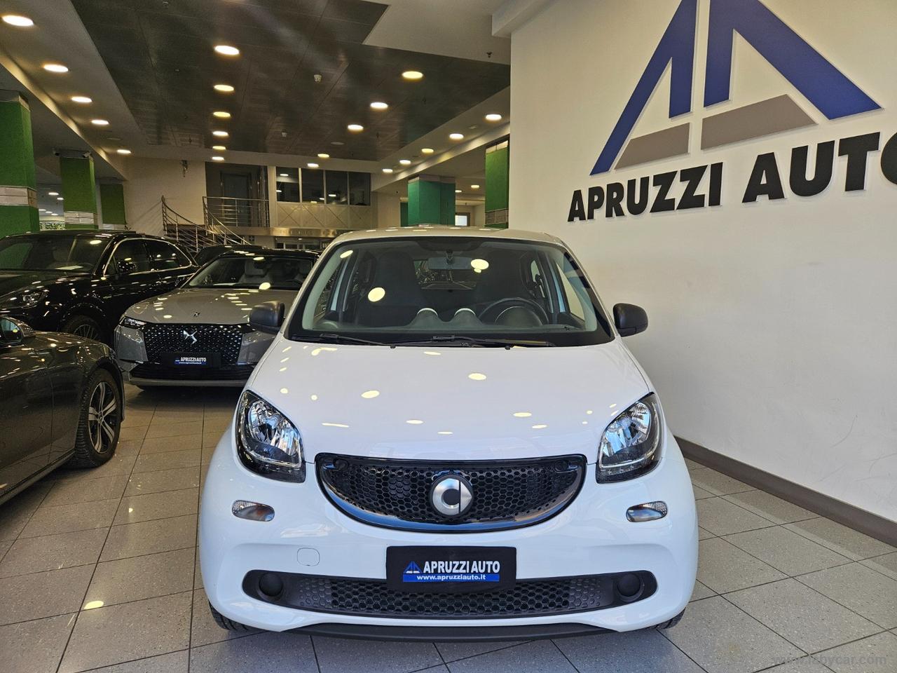 SMART forfour 70 1.0 twinamic Youngster