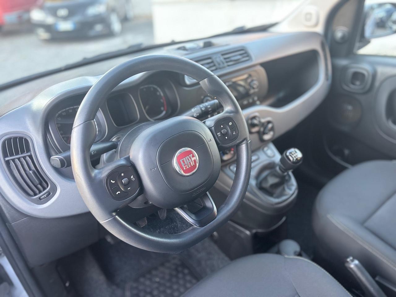 Fiat Panda 1.0 hybrida COMPRESO PASSAGGIO