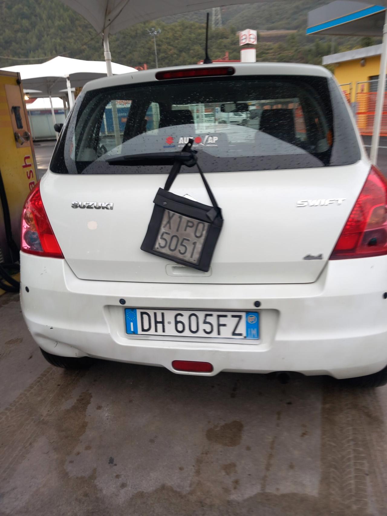 Suzuki Swift 1.3 4x4 5p. GL