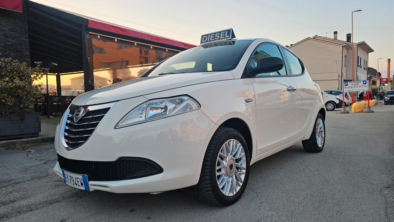 Lancia Ypsilon 1.3 MJT 16V 95 CV 5 porte S&S Elle