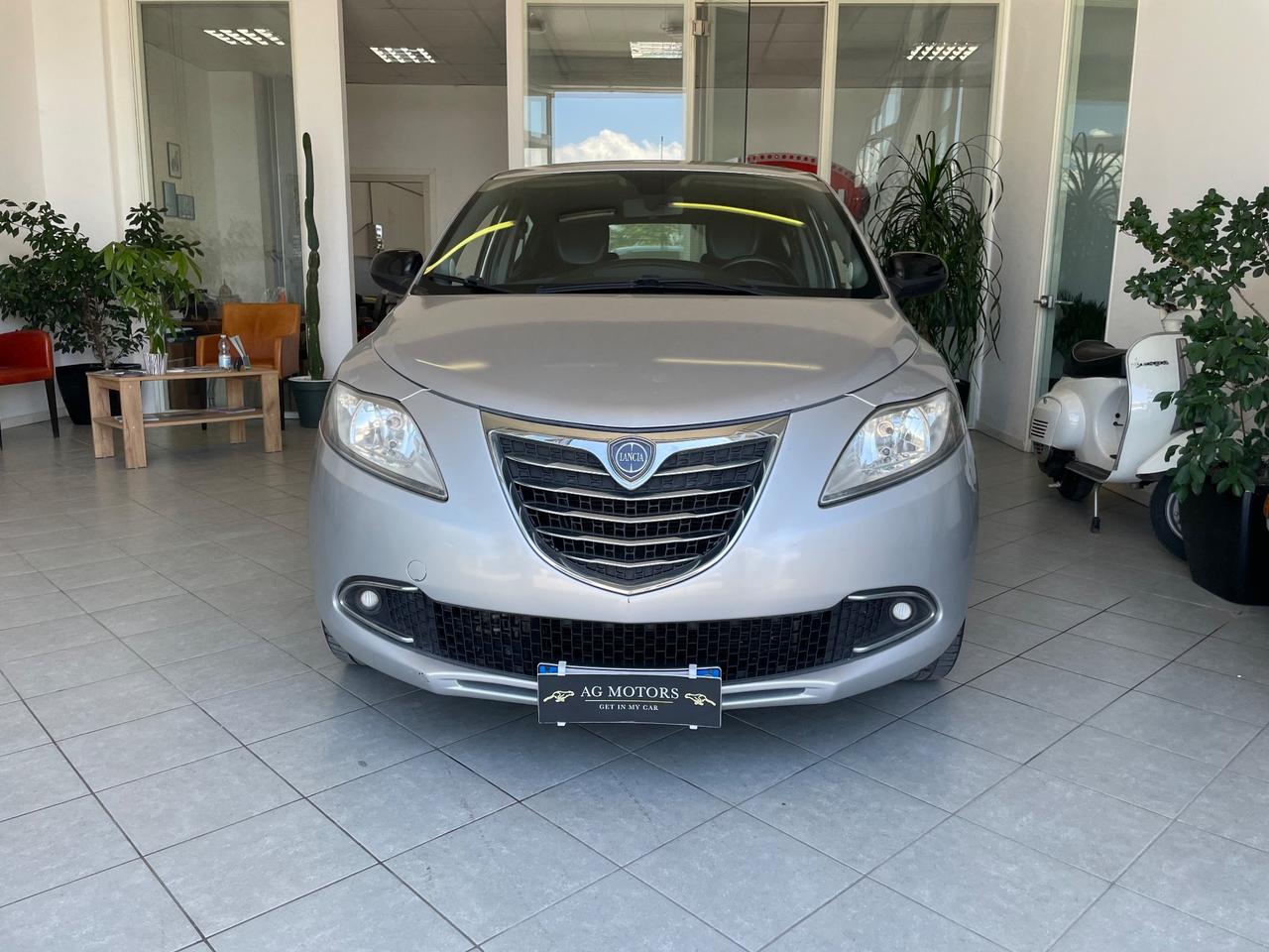 Lancia Ypsilon 1.3 MJT 95 CV Diesel Platinum