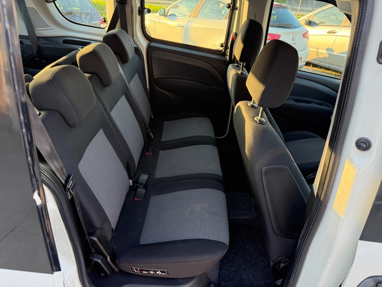 Fiat Doblo 1.6 MJT 16V Emotion
