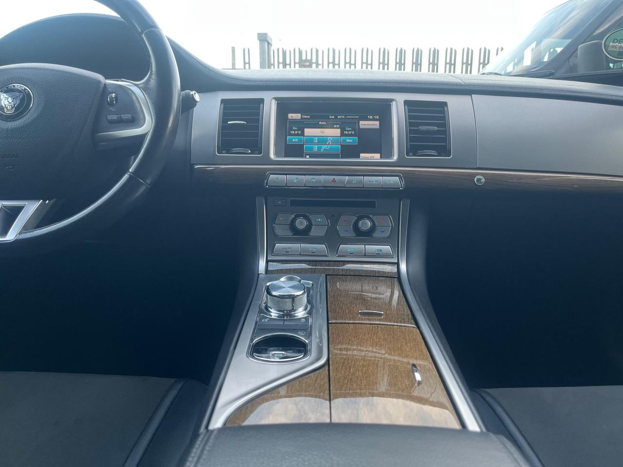 Jaguar XF Sportbrake 2.2 D 200 CV Premium Luxury