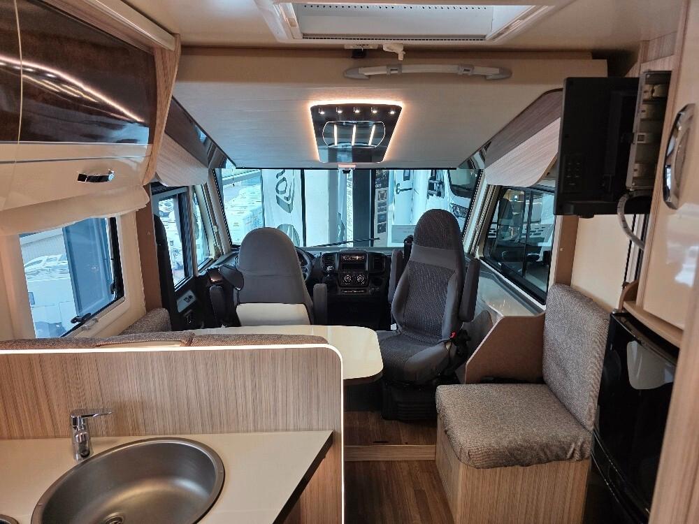 CAMPER ELNAGH MAGNUM 530