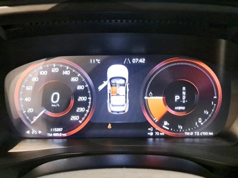 VOLVO XC40 T4 Recharge Plug-in auto Core