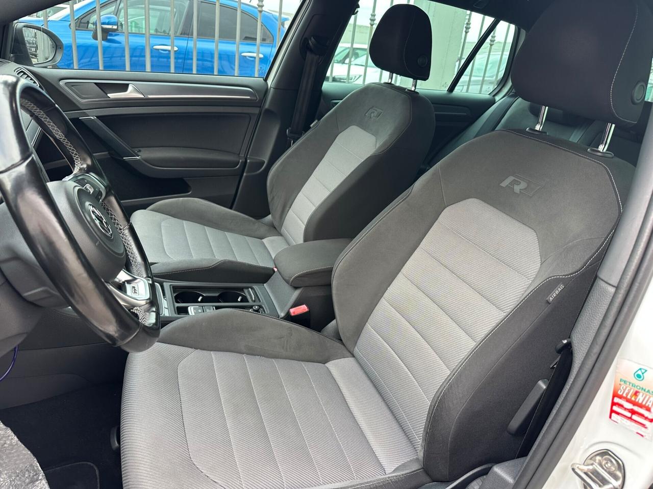 Volkswagen Golf 7.5 R-Line 1.6 Diesel 110 Cv