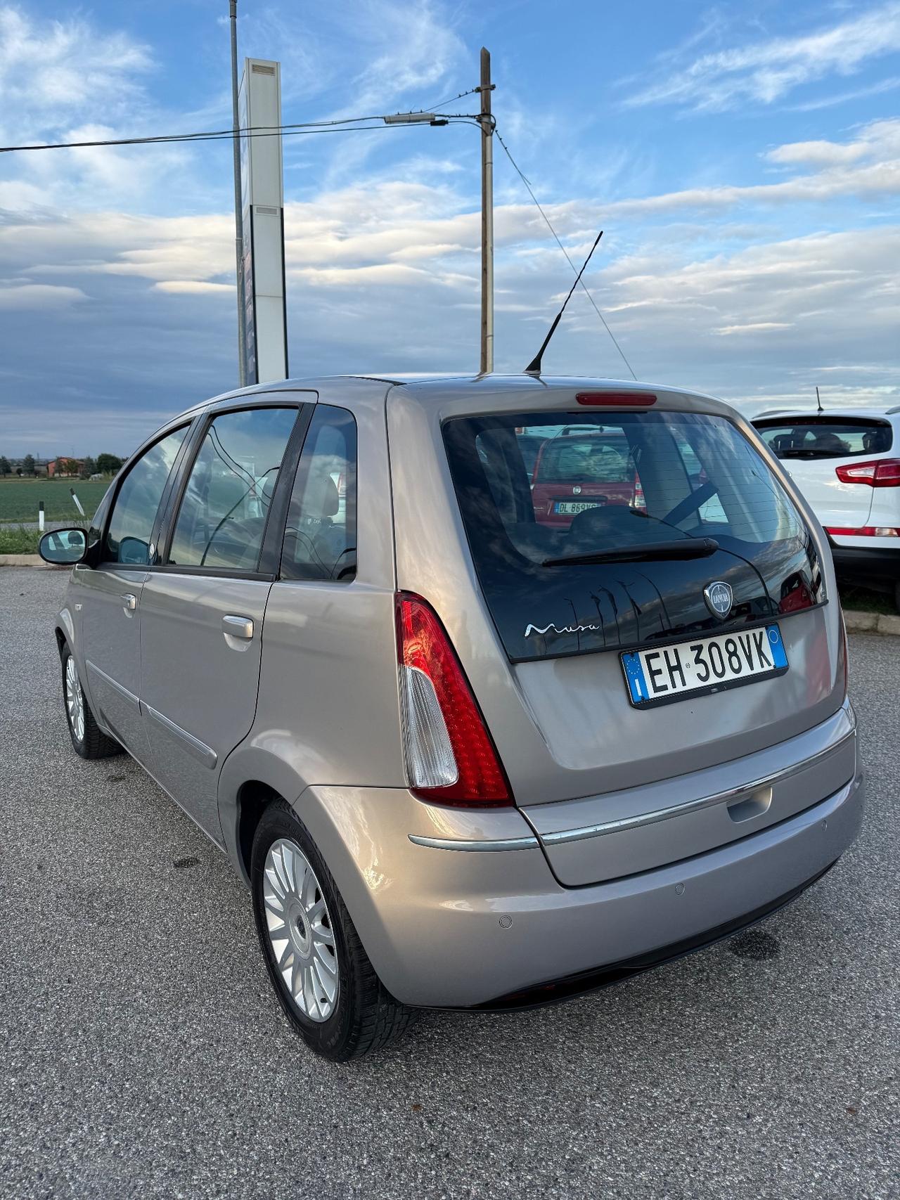 Lancia MUSA 1.4 8V Ecochic (GPL) 5th Avenue